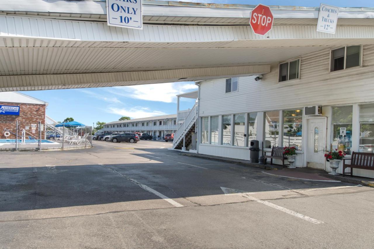 Americas Best Value Inn Hyannis Exteriér fotografie